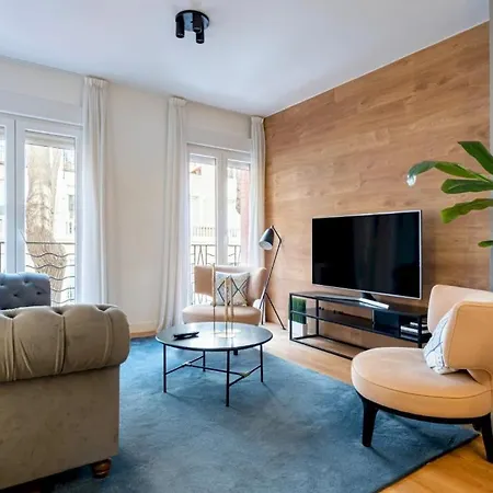 3 Bedrooms 2 Bathrooms Furnished - Salamanca - Stylish - Mintystay Madrid Exterior photo