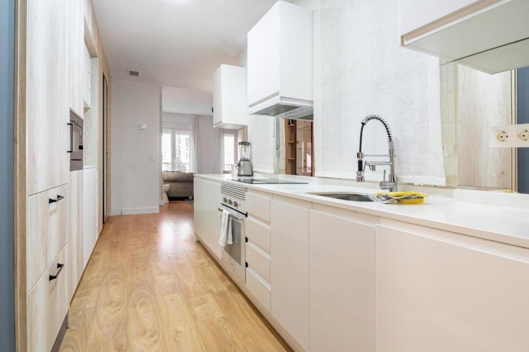 3 Bedrooms 2 Bathrooms Furnished - Salamanca - Stylish - Mintystay Apartment Madrid